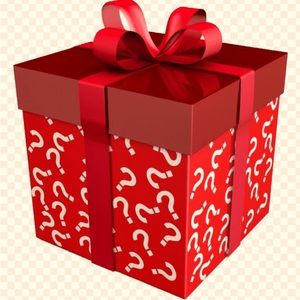 MYSTERY MARVEL GRAPHICS TEES